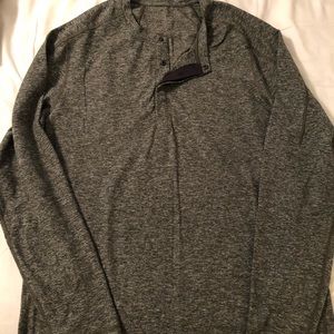 Lululemon Size Large Green Henley